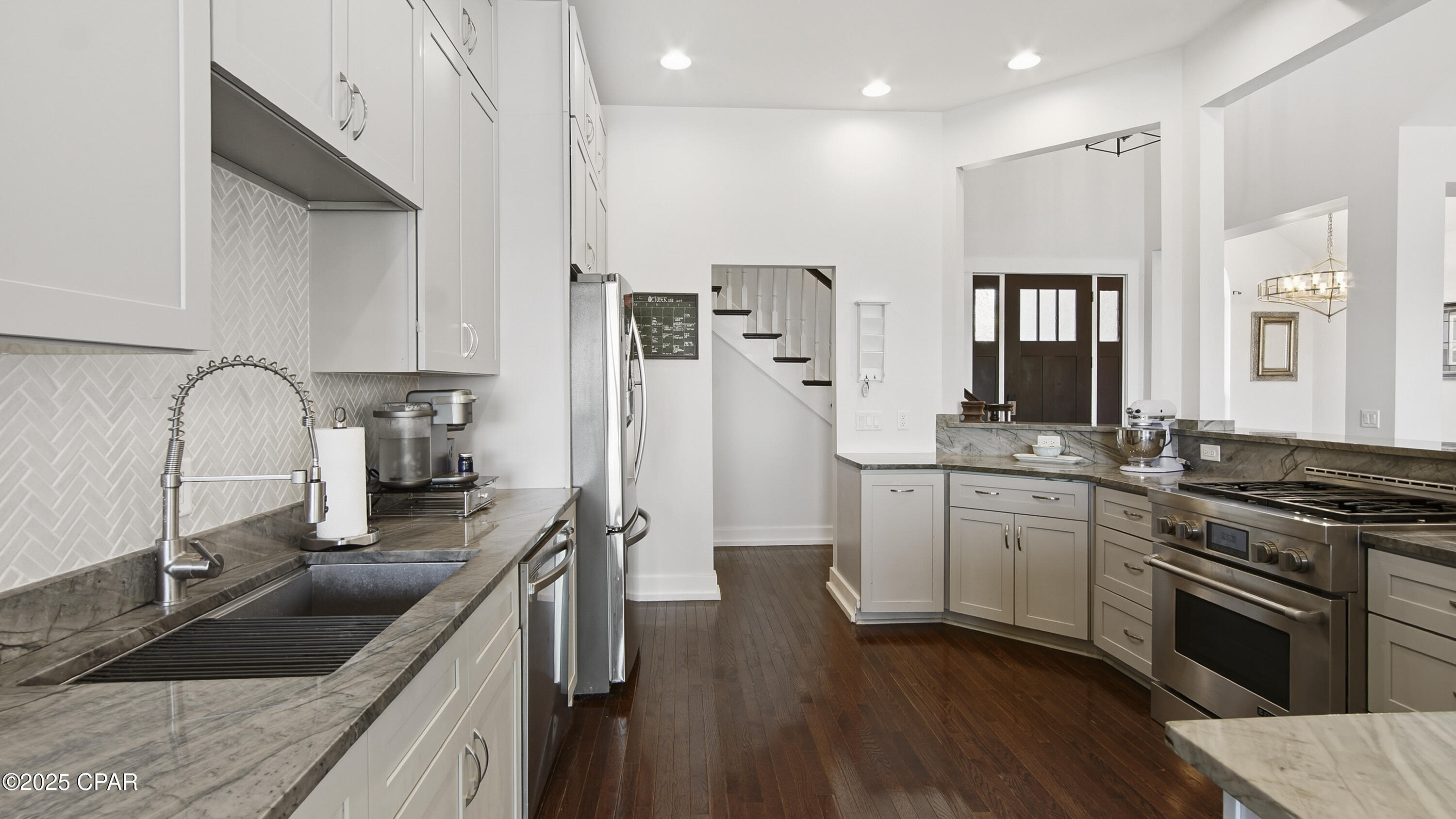 Image 22 For 2502 Country Club Drive