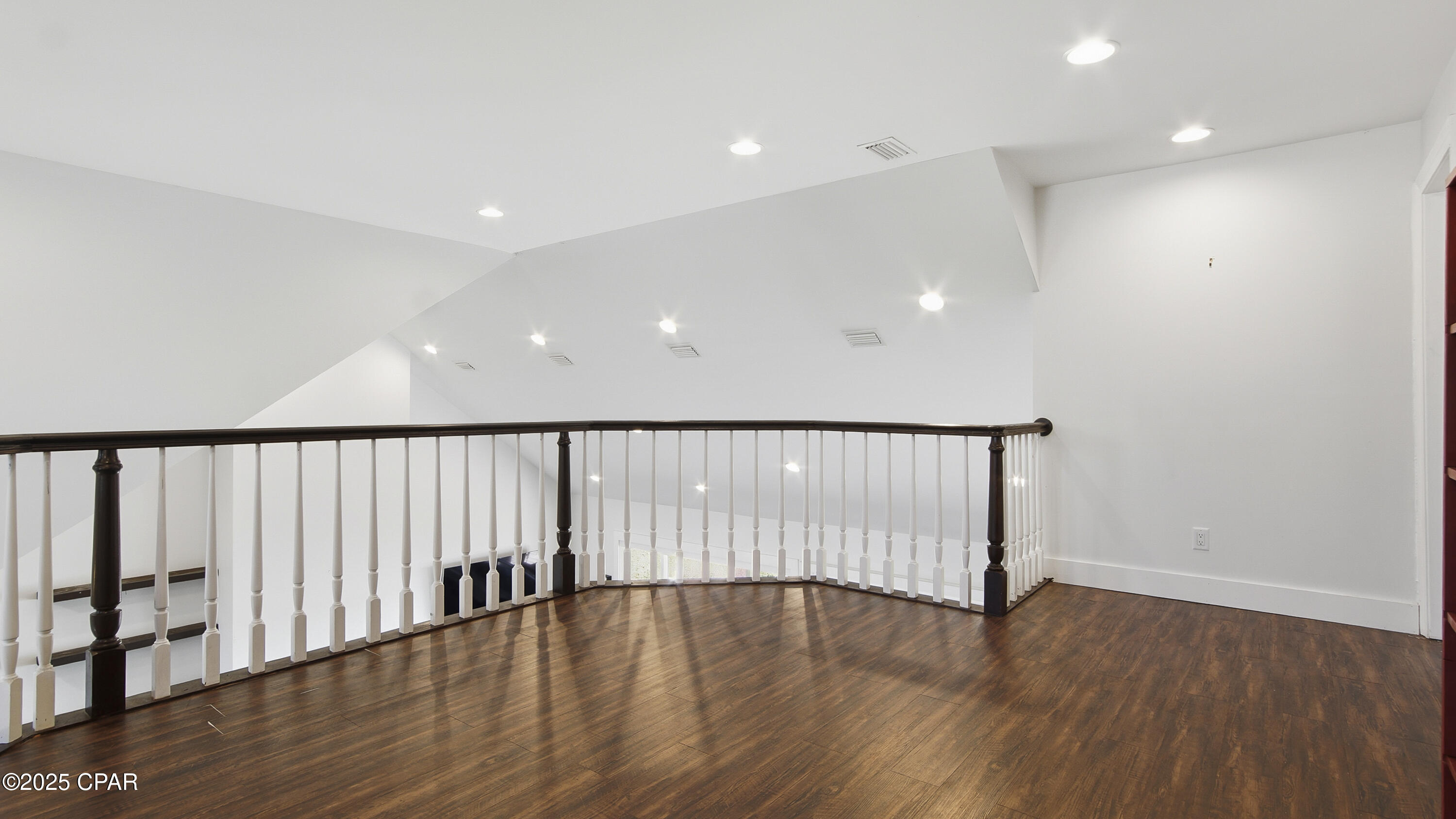 Image 39 For 2502 Country Club Drive