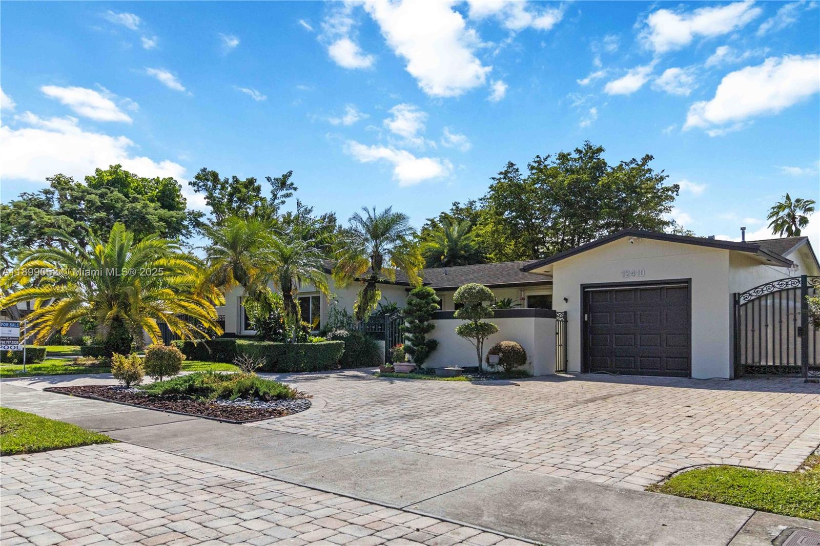 Homes for sale in Miami, FL | 12410 Sw 106th Ter, Miami, FL 33186 | MLS# A11899052