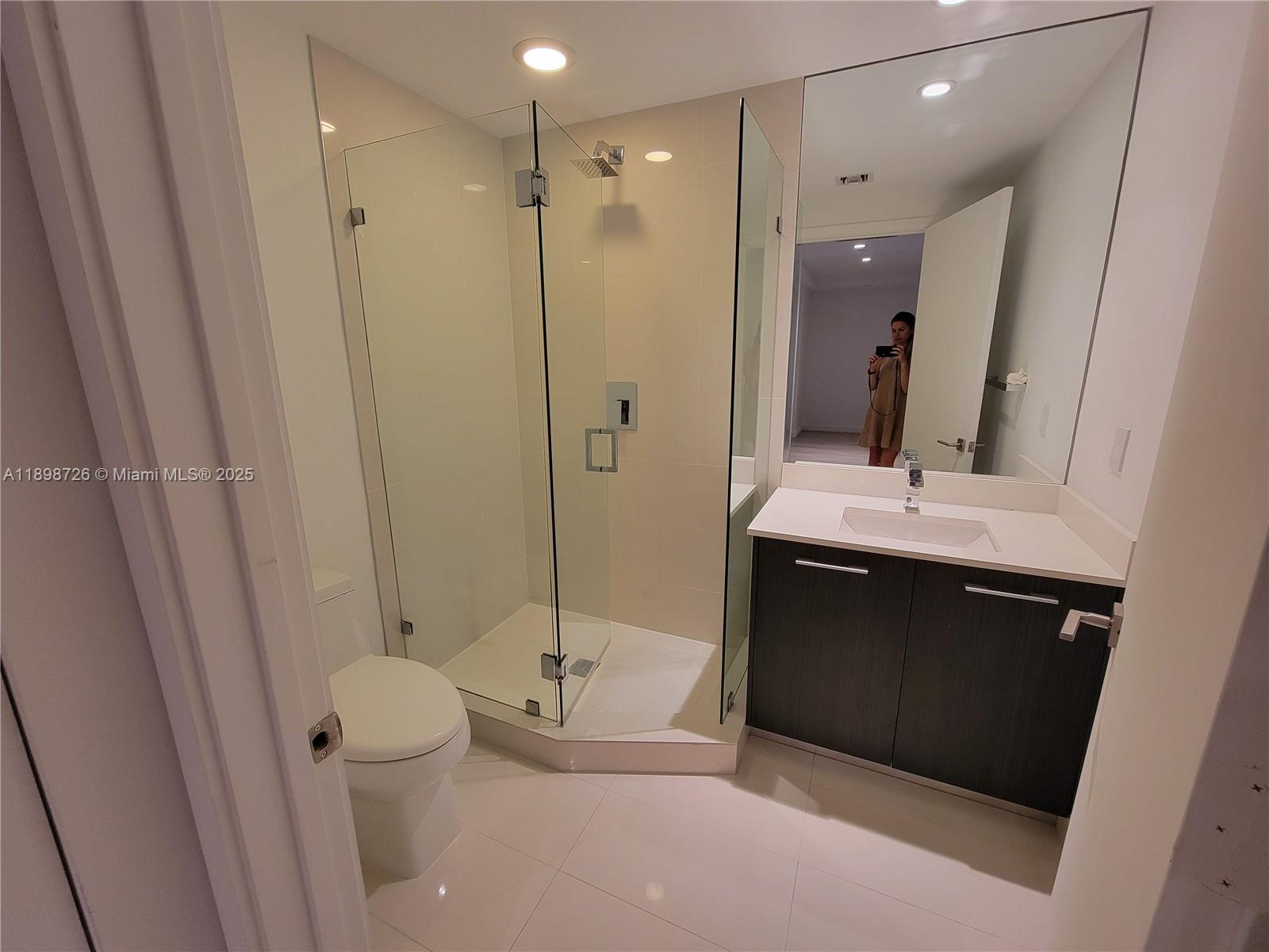 Homes for sale in Miami, FL | 45 Sw 9Th St #3404, Miami, FL 33130 | MLS# A11898726
