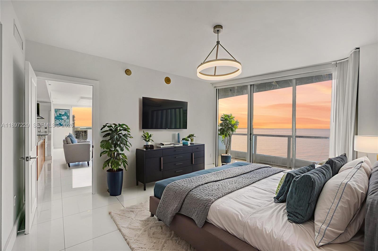 Icon Brickell No Two Cond