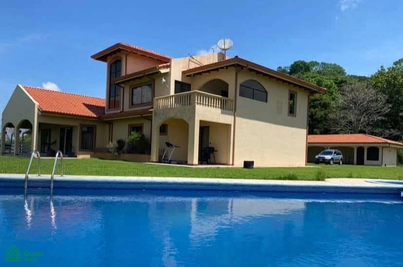 8 bed Single Family Homes For Sale in Atenas, Alajuela - 1