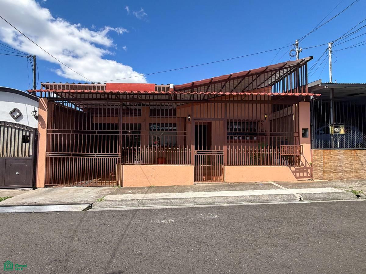 3 bed Single Family Homes For Sale in , Alajuela - 1