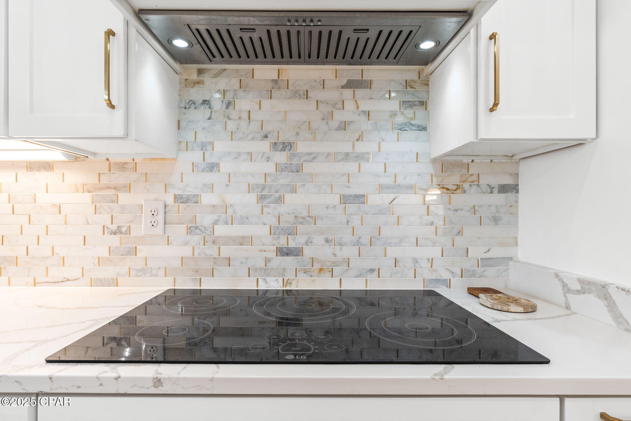 Image 9 For 7028 Thomas Drive