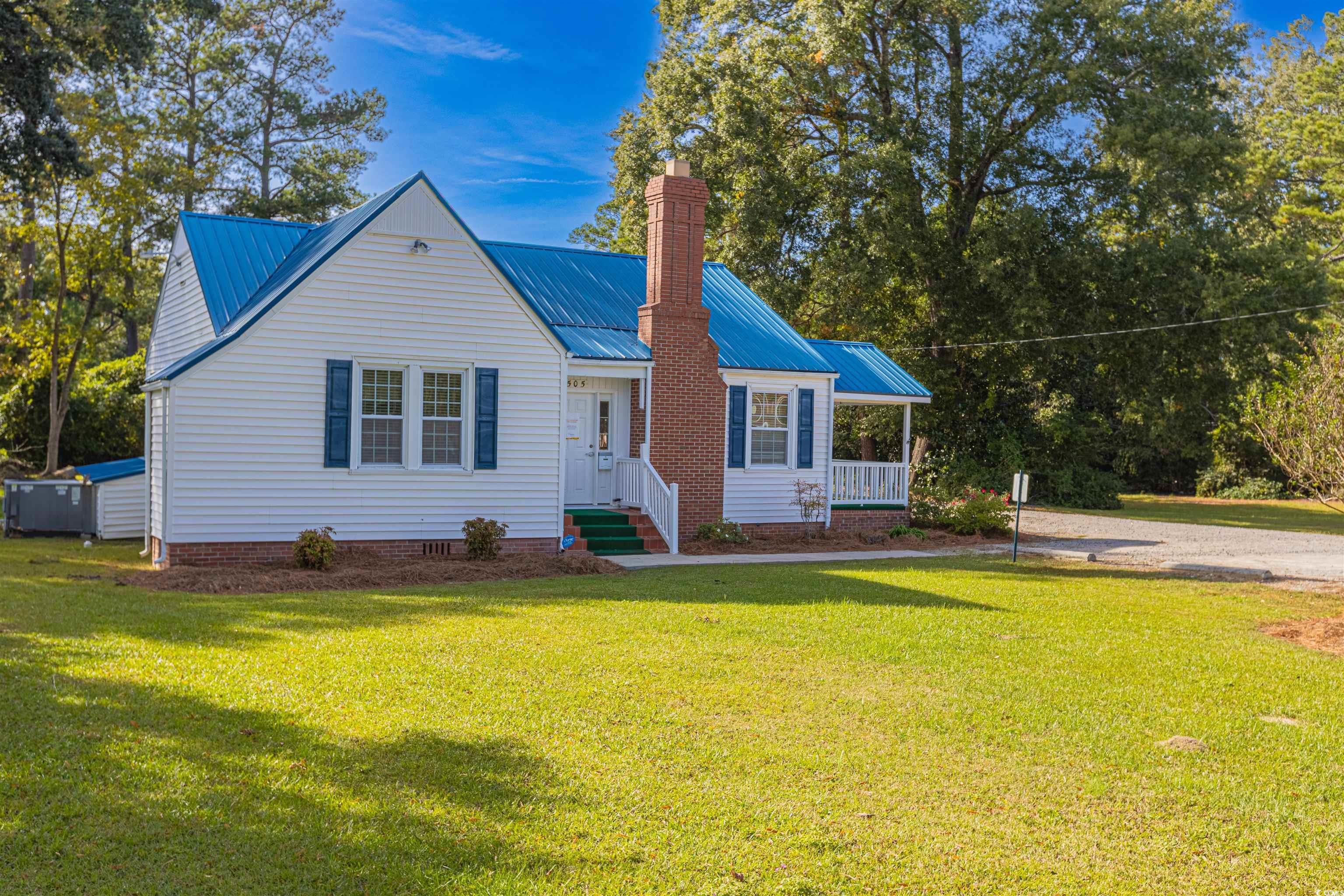 505 North Longstreet St. Kingstree, SC 29556