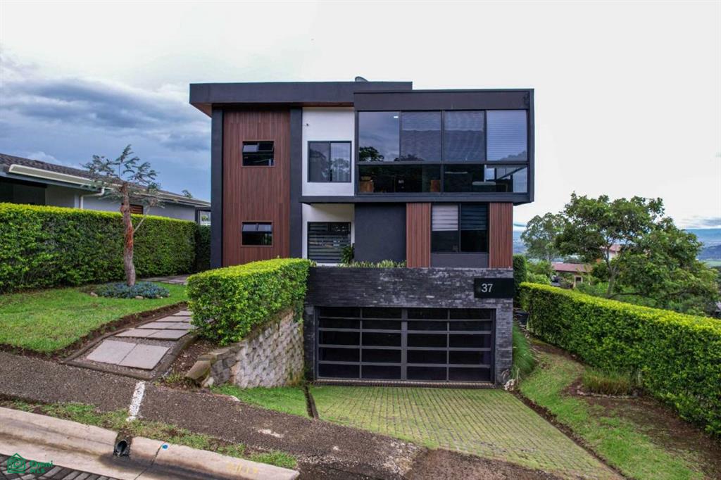 3 bed Single Family Homes For Sale in Naranjo, Alajuela - 1