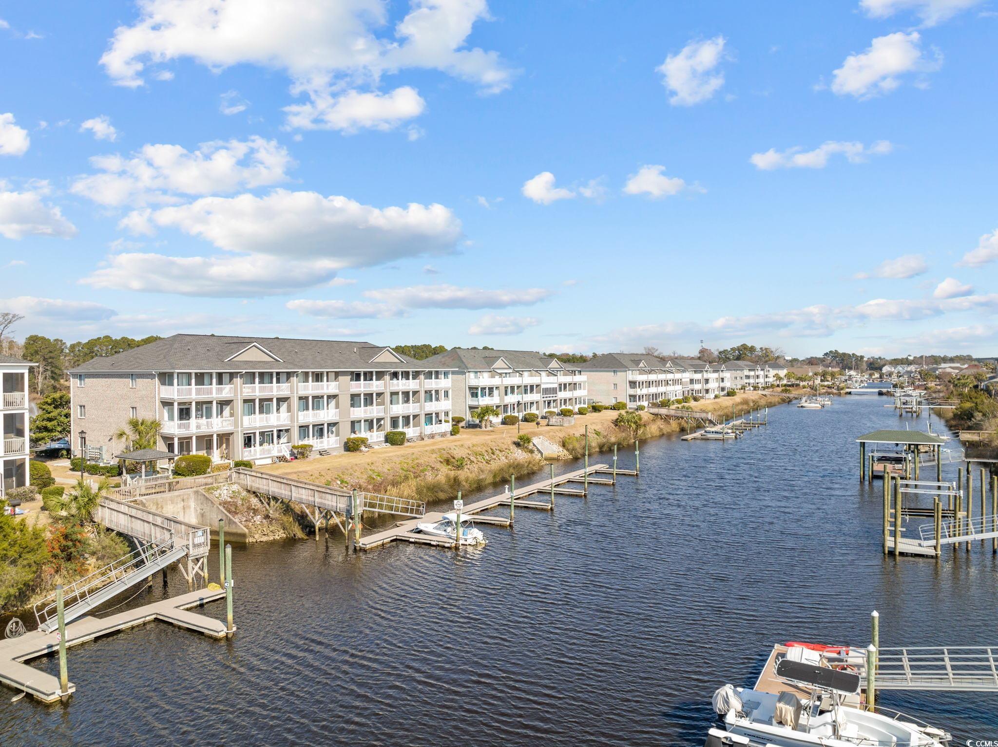 2526147 | Photo 36