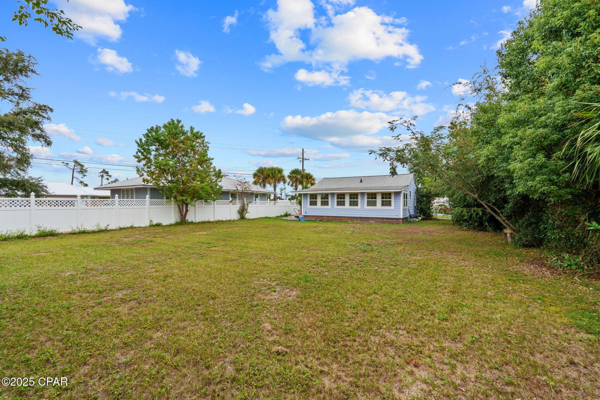 Image 22 For 1709 Cincinnati Avenue