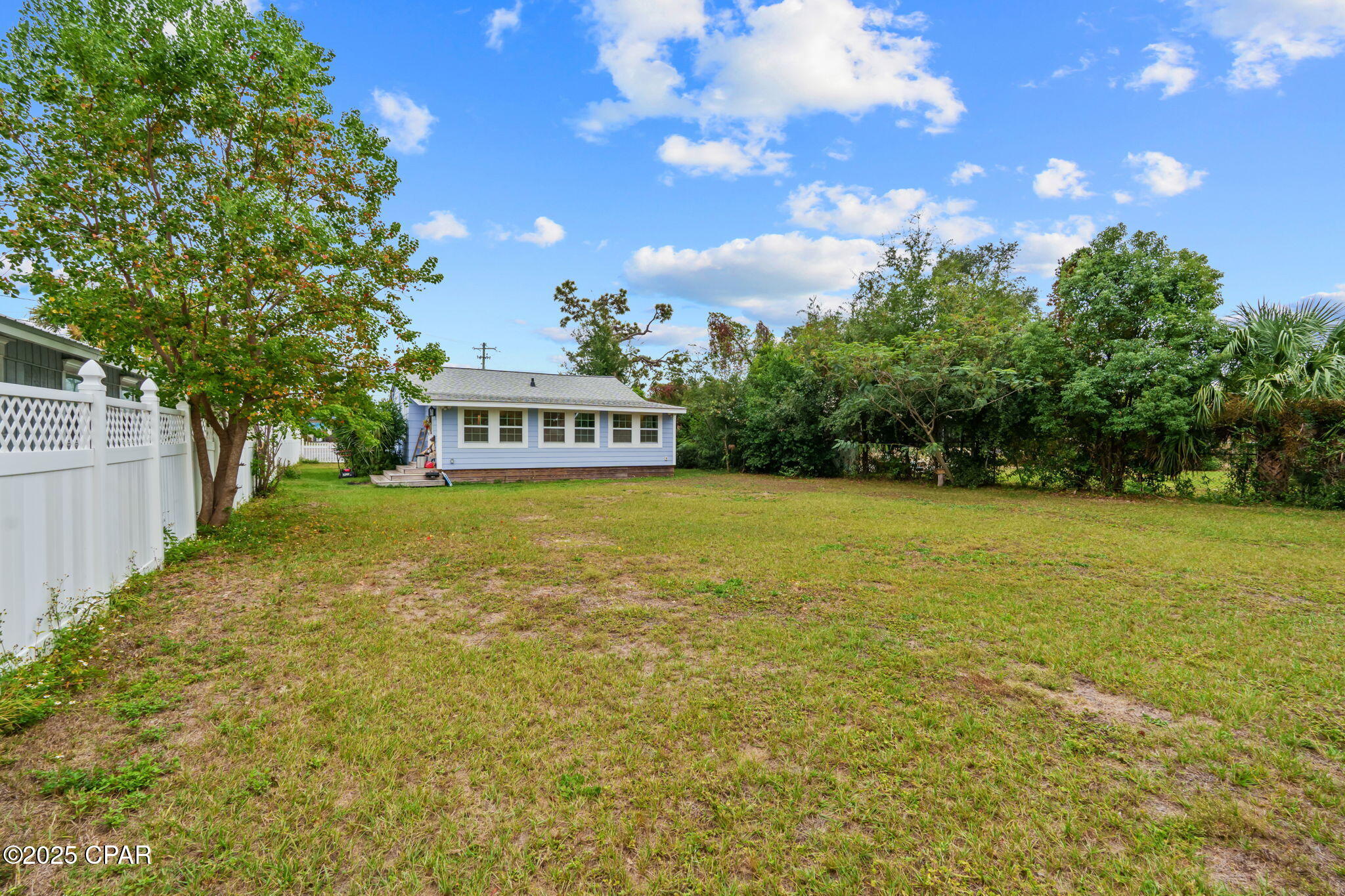 Image 23 For 1709 Cincinnati Avenue