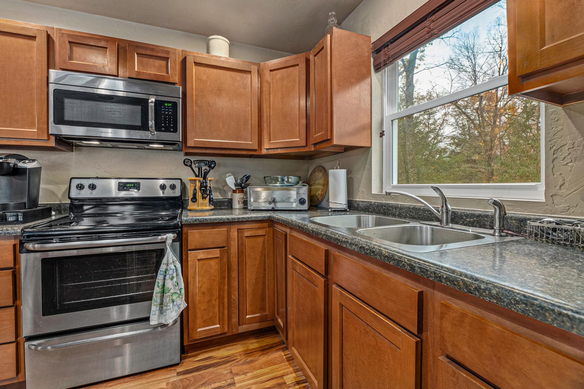 Pickerel Lake (C) Property 9357 Pickerel Lake Rd Photo 11