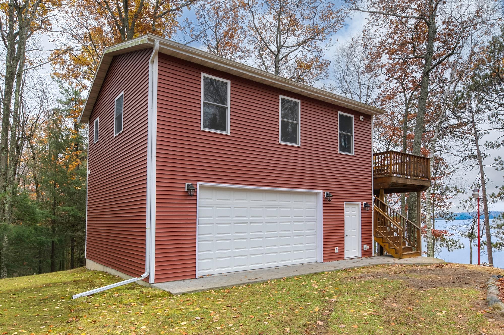 Pickerel Lake (C) Property 9357 Pickerel Lake Rd Photo 4