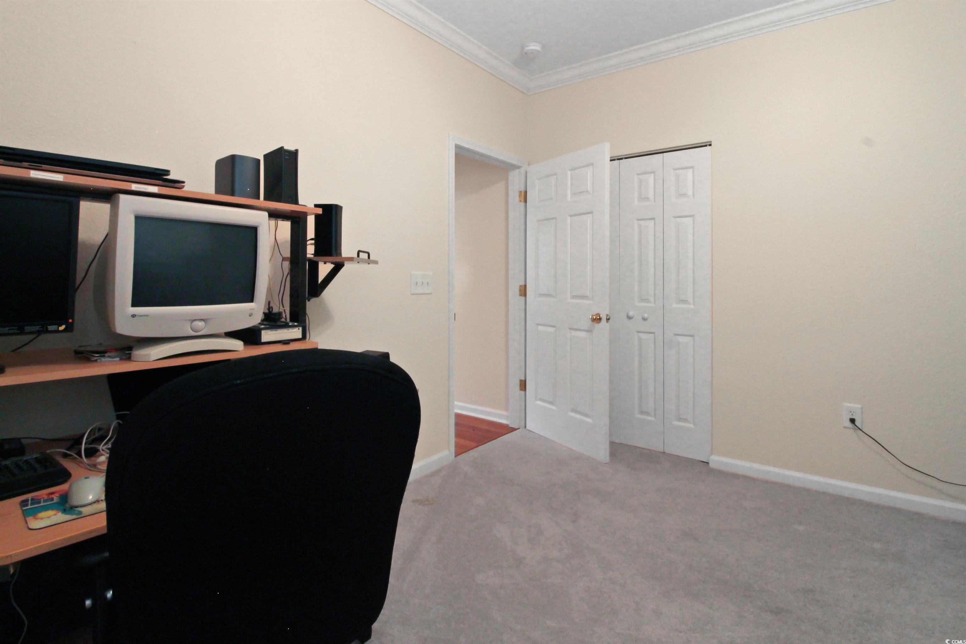 2526215 | Photo 28