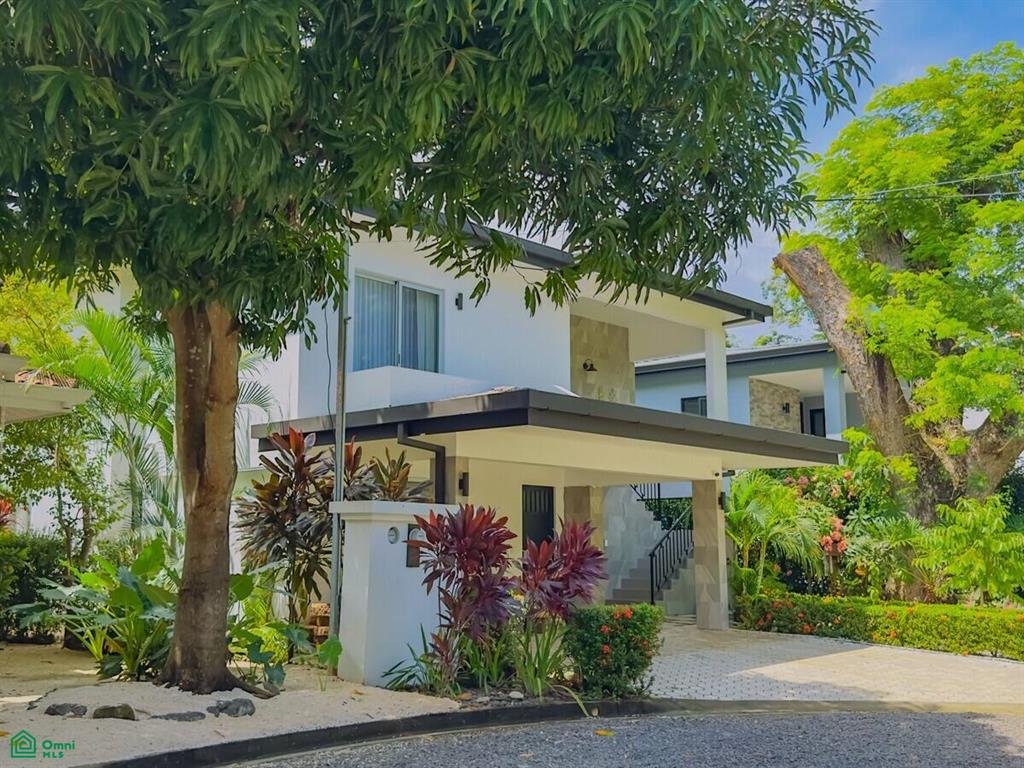 4 bed Single Family Homes For Sale in , Guanacaste - 1