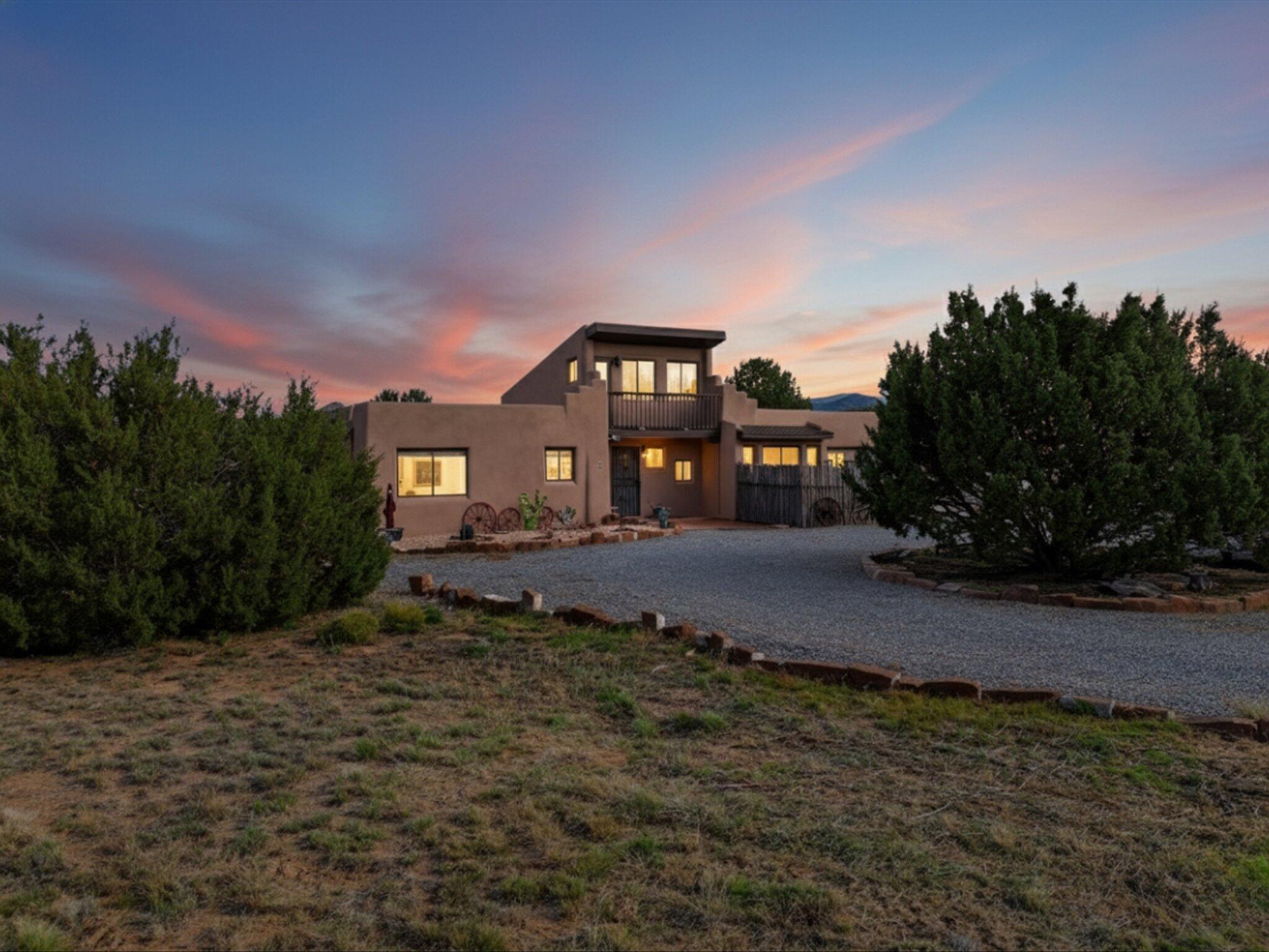 2nd image of 8 Carlito Rd, Santa Fe, NM 87508 | MLS# 1093779