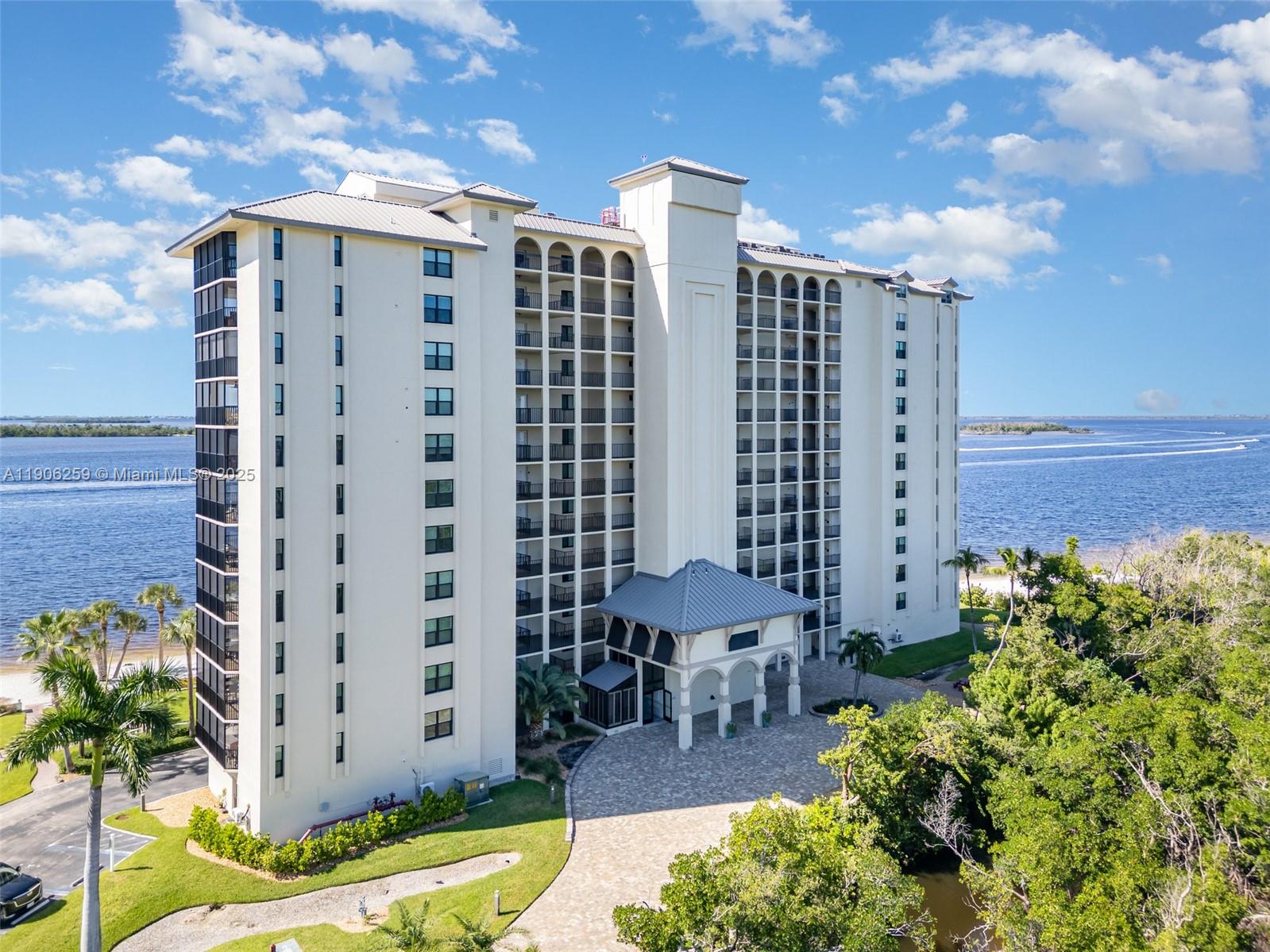 Sanibel Harbour Tower Cond