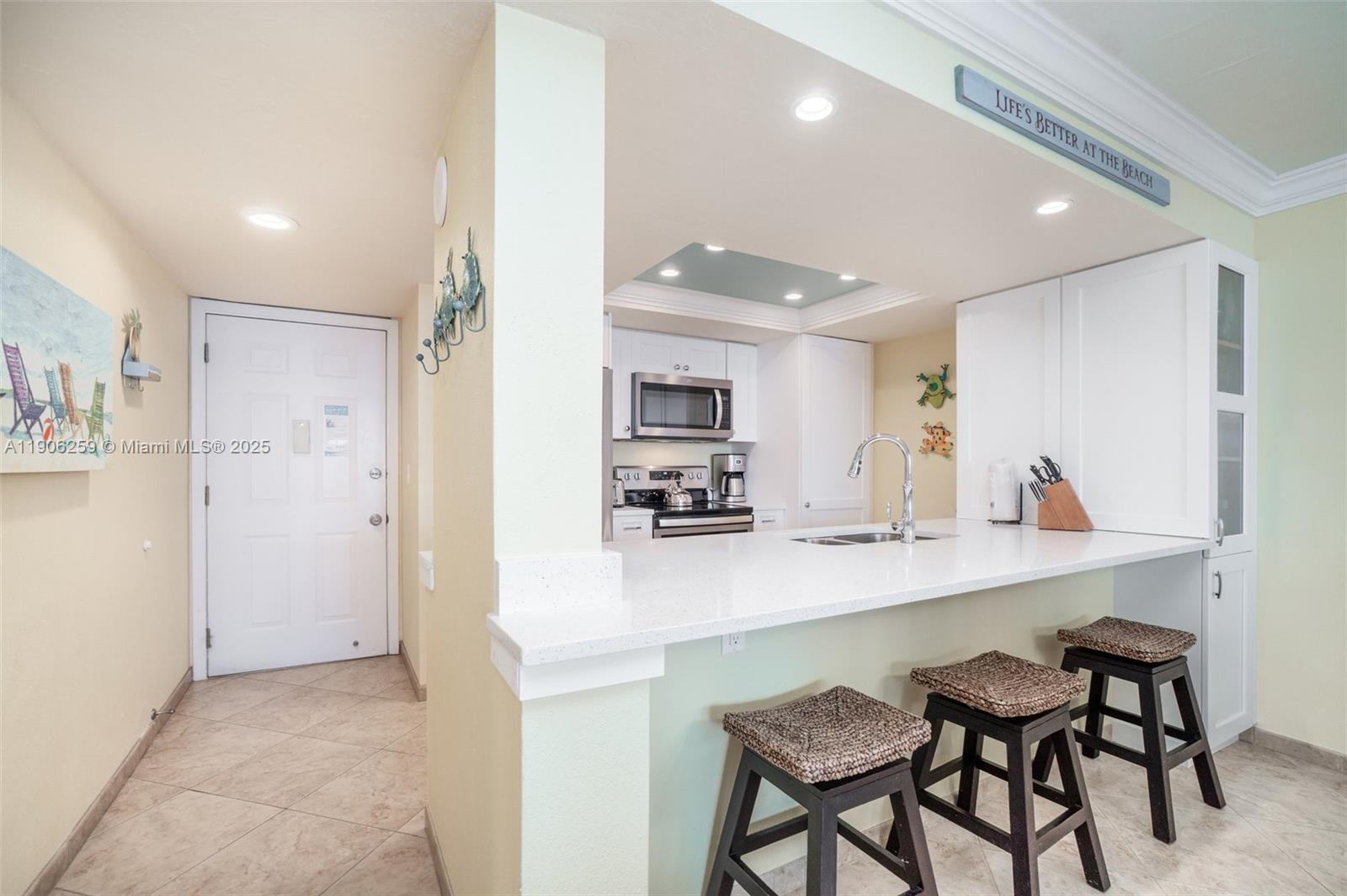 Homes for sale in Fort Myers, FL | 17080 Harbour Pointe Dr, Fort Myers, FL 33908