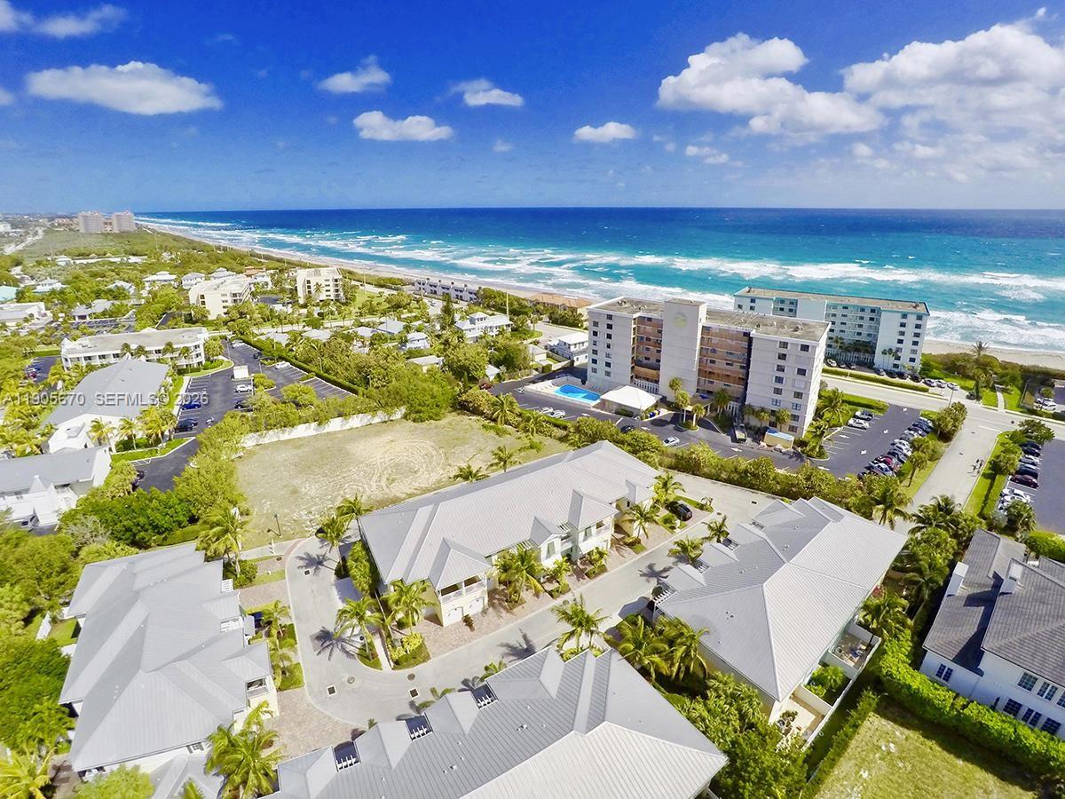 Homes for sale in Juno Beach, FL | 475 E Ocean Ridge Way, Juno Beach, FL 33408 | MLS# A11905670