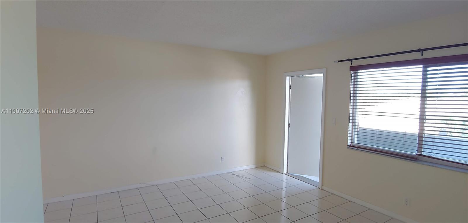 Homes for sale in Fort Lauderdale, FL | 1400 Ne 54th St #206, Fort Lauderdale, FL 33334 | MLS# A11907202
