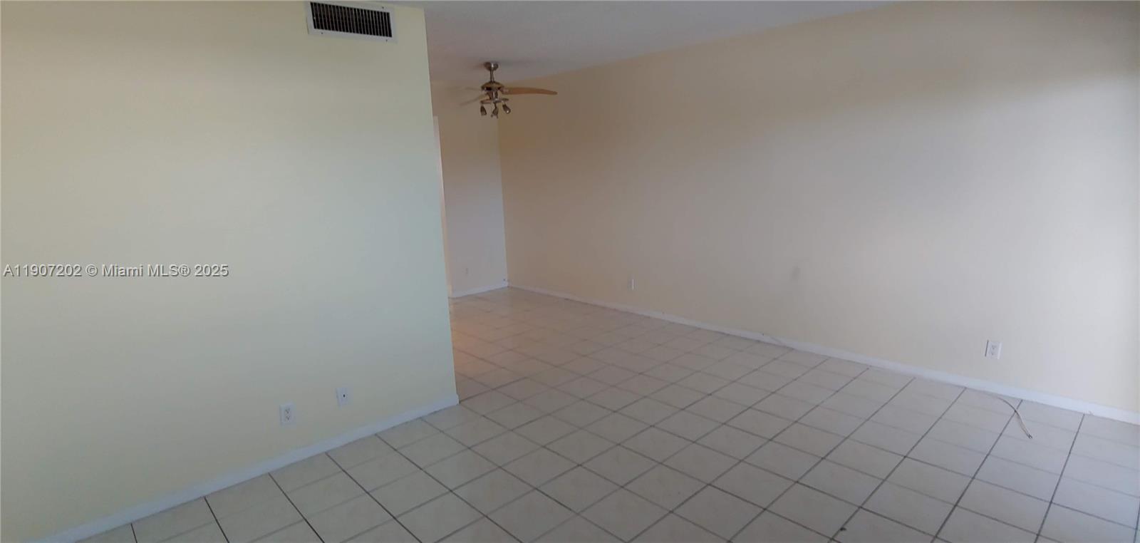 Homes for sale in North Lauderdale, FL | 1400 Ne 54Th St, North Lauderdale, FL 33334