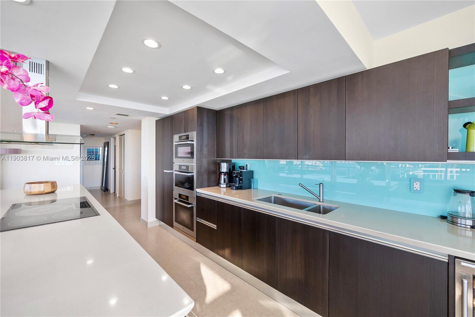 400 S Pointe Dr #2003, Miami Beach FL 33139