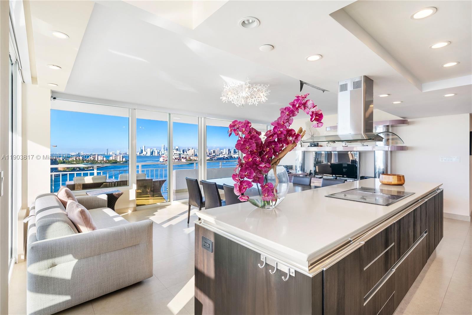 400 S Pointe Dr #2003, Miami Beach FL 33139