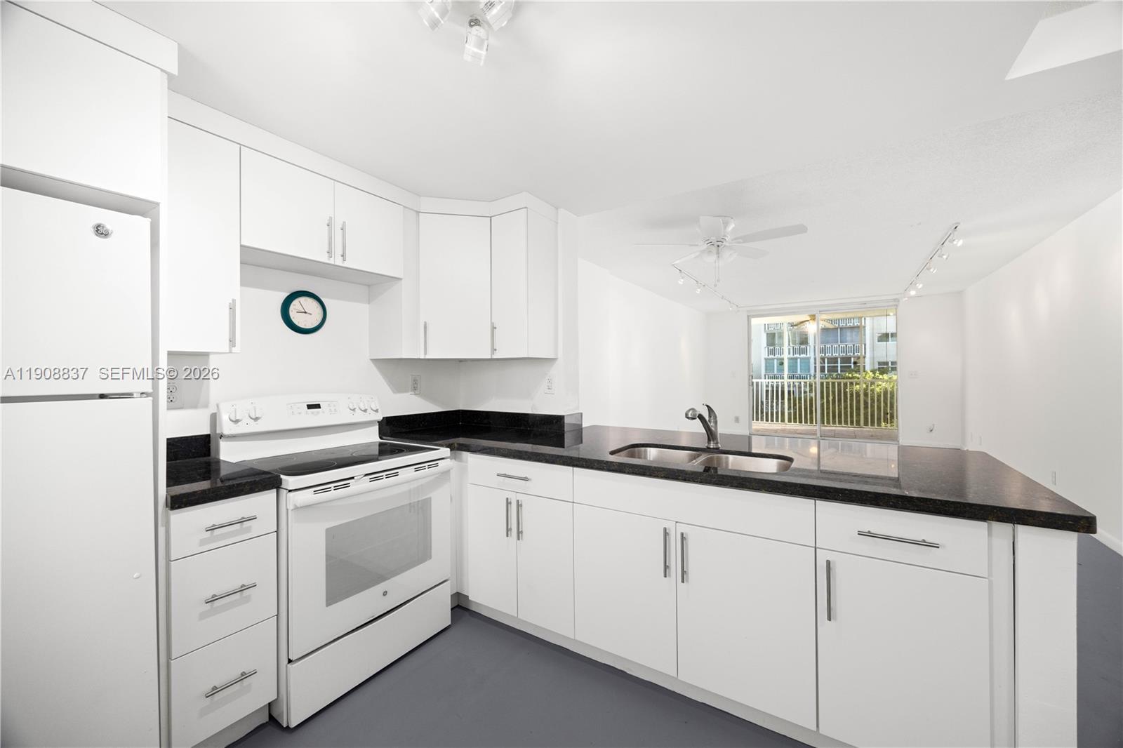 Meadowbrook Towers Condo
