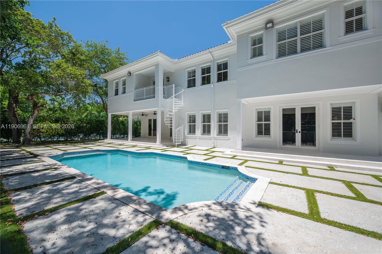 Cutler Oaks Estates