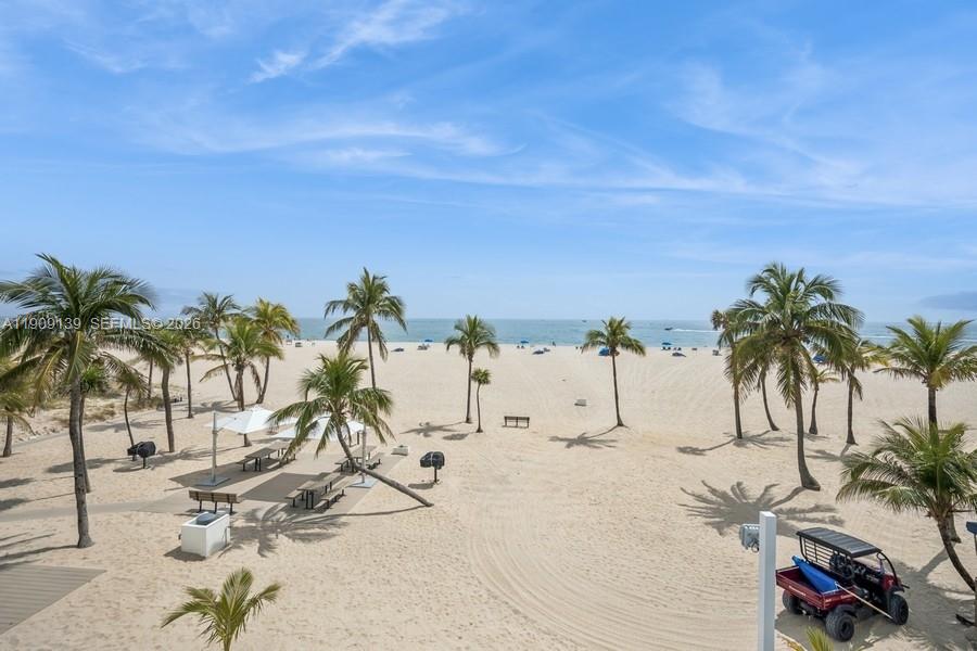 Point Of Americas Condo