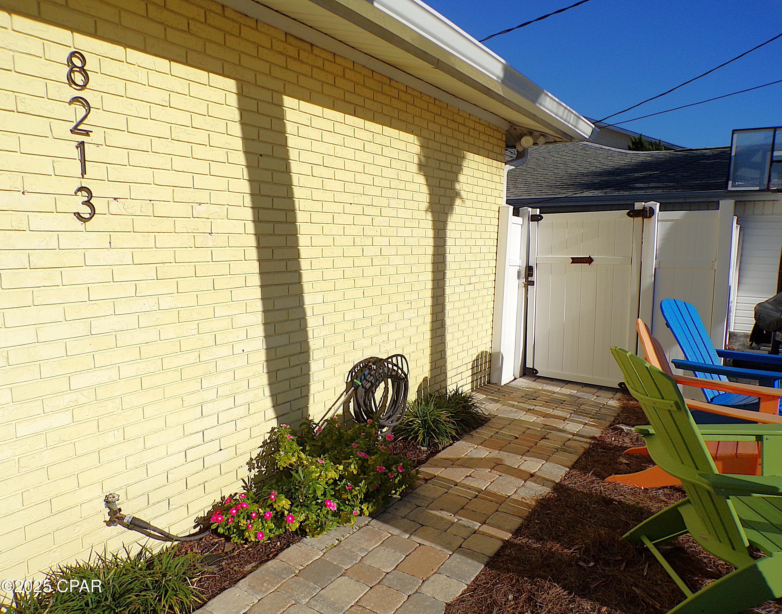 8213 Surf Drive