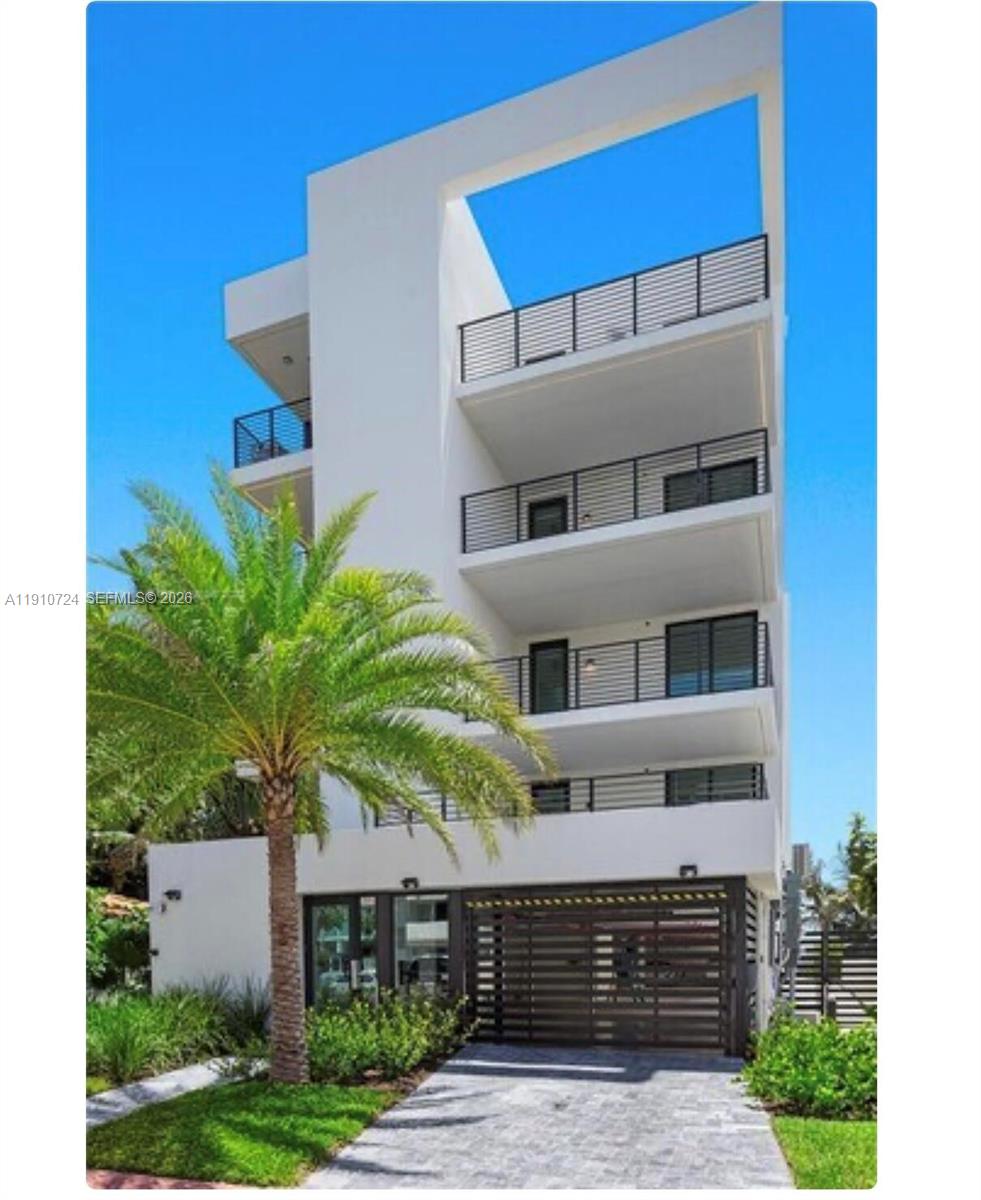 Homes for sale in Miami Beach, FL | 1930 Bay Dr #1, Miami Beach, FL 33141 | MLS# A11910724
