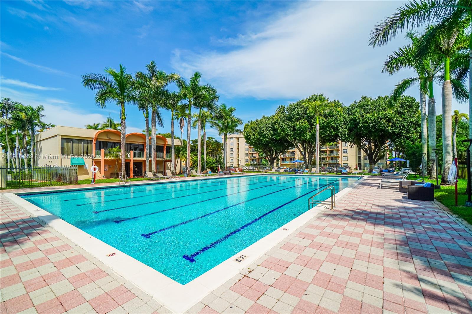 Homes for sale in Miami, FL | 9320 Fountainebleau Blvd #215, Miami, FL 33172 | MLS# A11910359