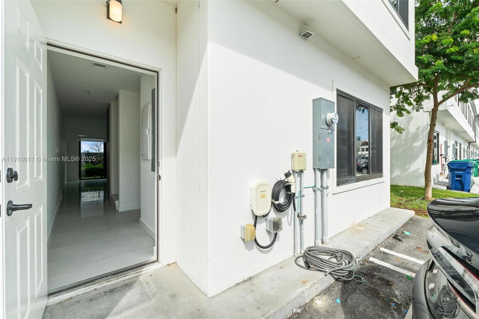 Property photo # 4