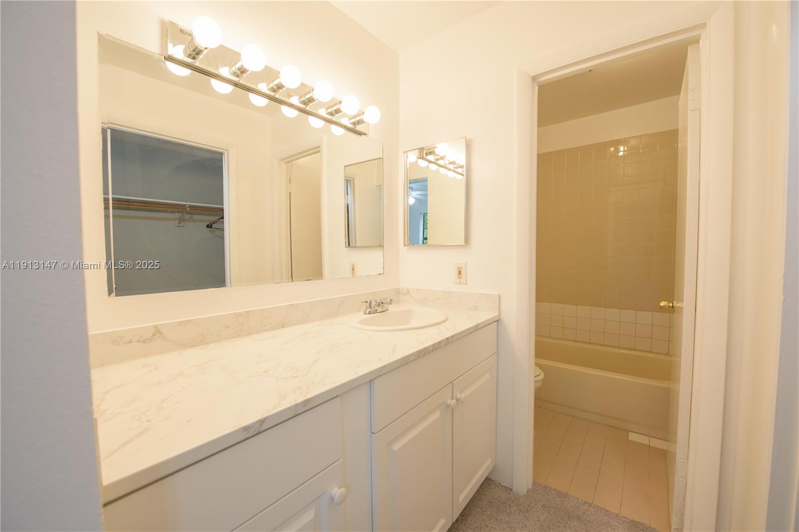 Private balcony with scenic views at 820 Franklin Ave - Condo in Homestead