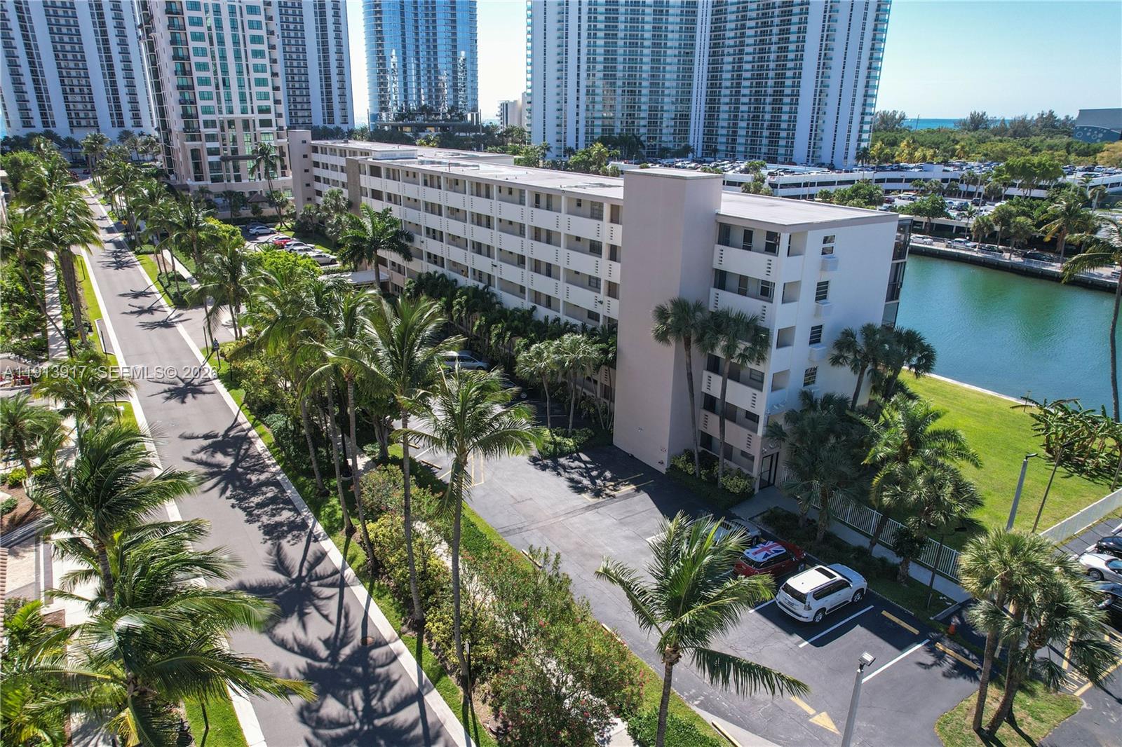 Kings Point Imperial Cond