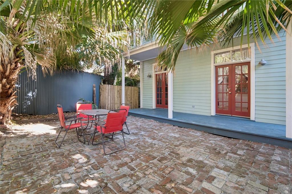 Homes for sale in New Orleans, LA | 2217 Laurel St #2, New Orleans, LA 70130 | MLS# 2530842