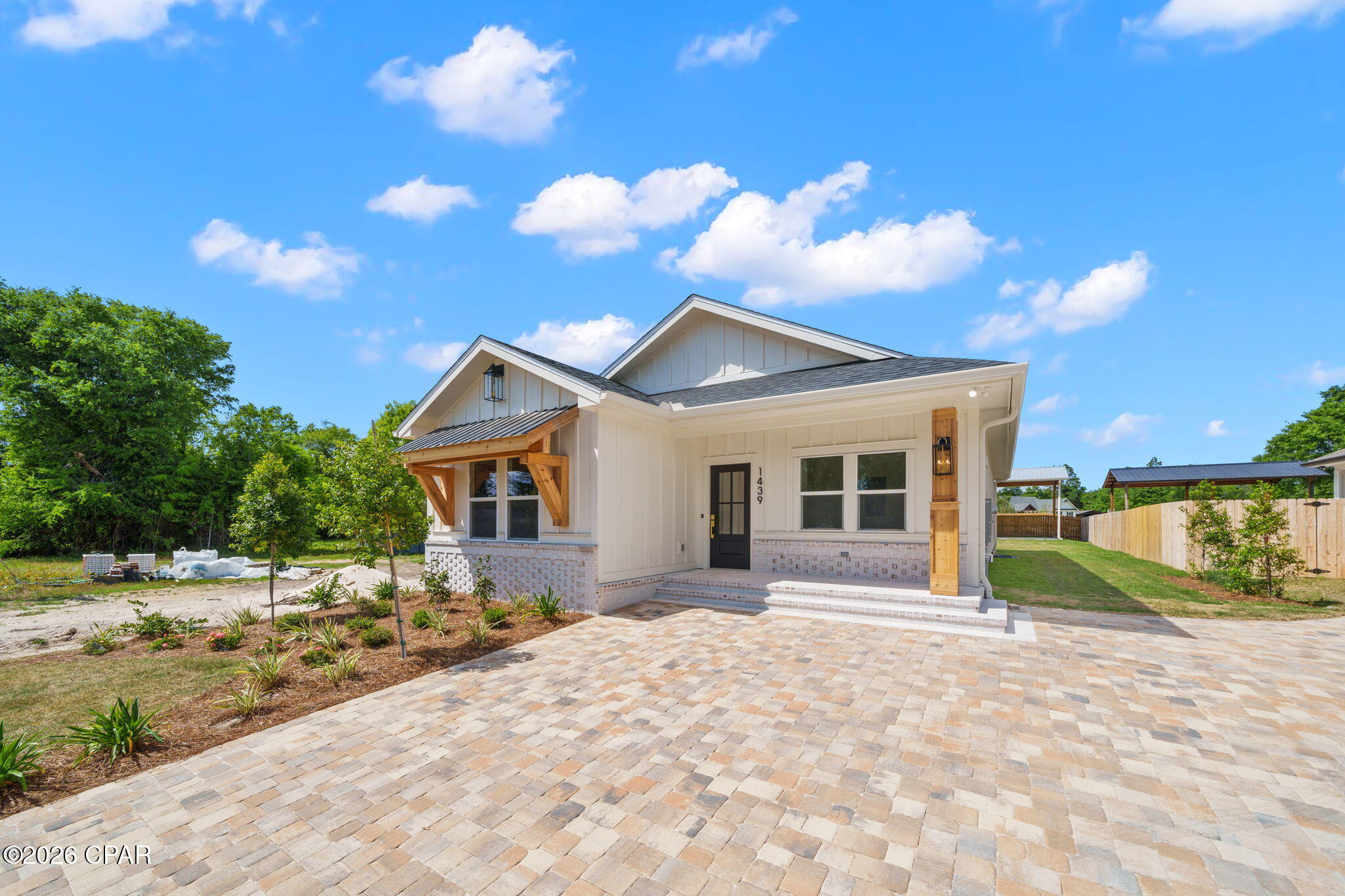 Image 2 For 1439 1st Street