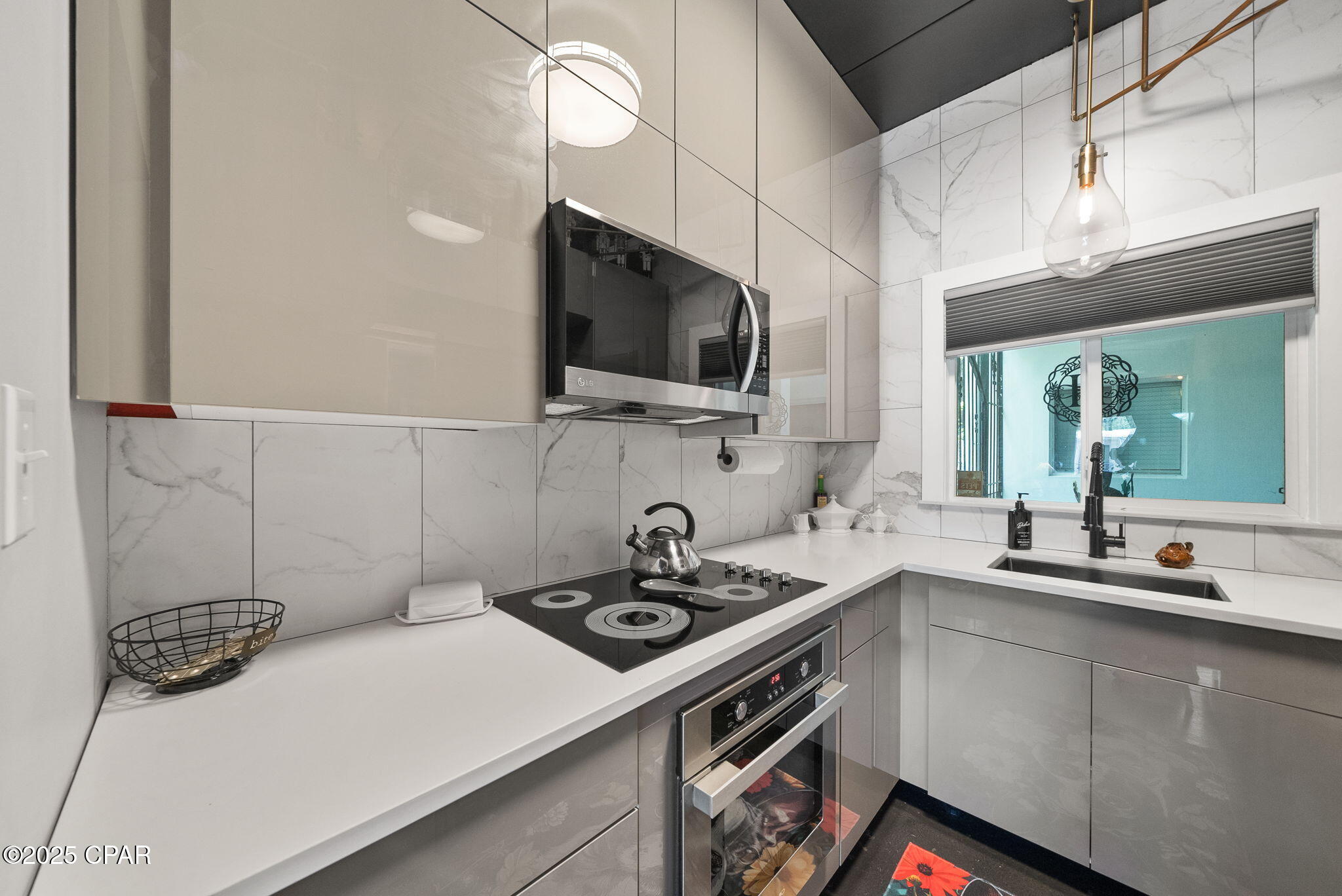 5th image of 105 Allen Ave, Panama City, FL 32401