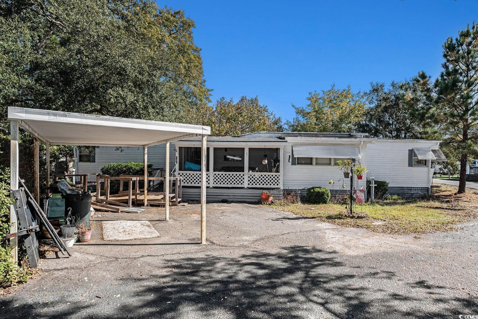 109 Village Ct. Murrells Inlet, SC 29576