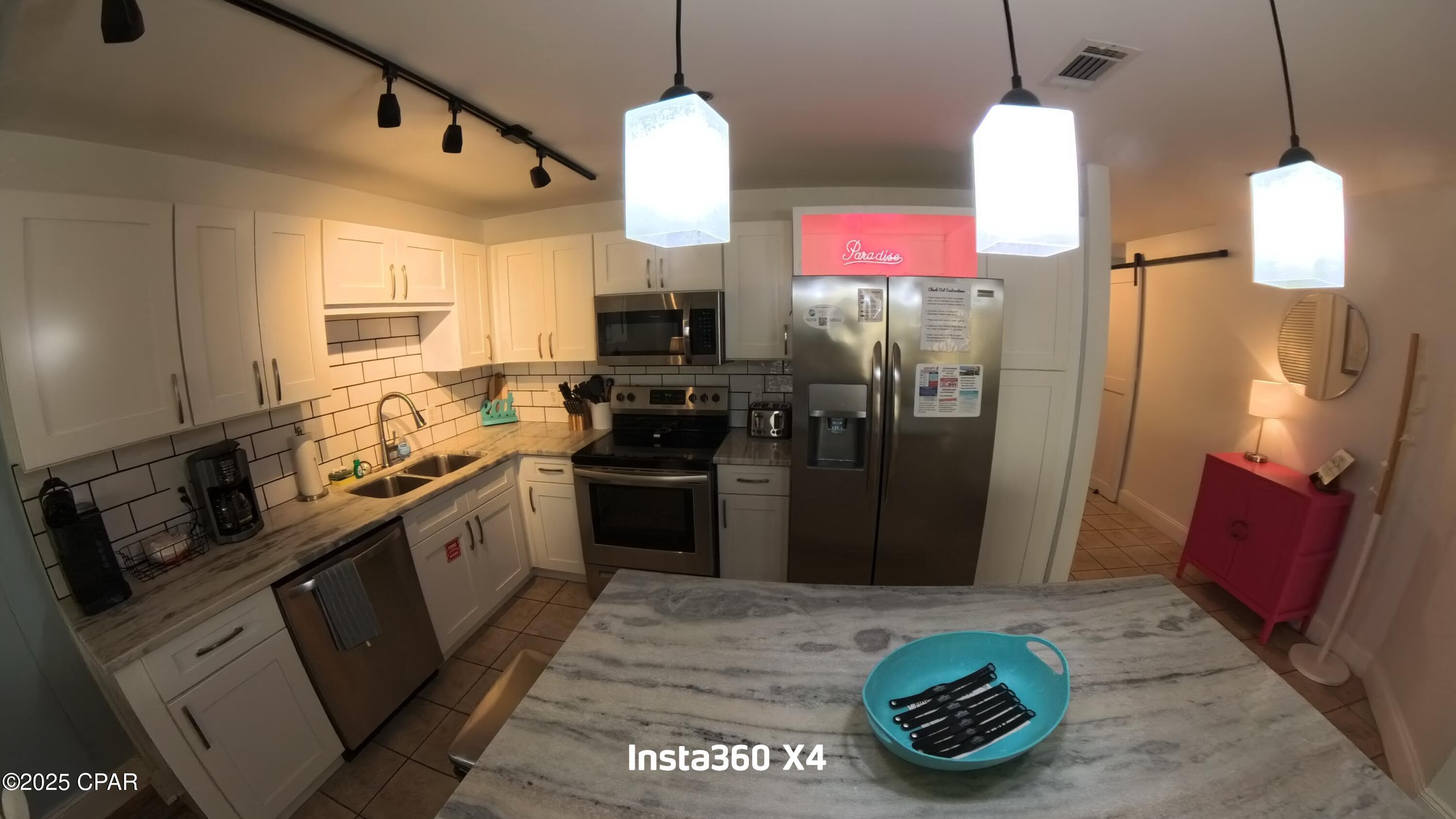 Image 12 For 9860 Thomas Drive 1412