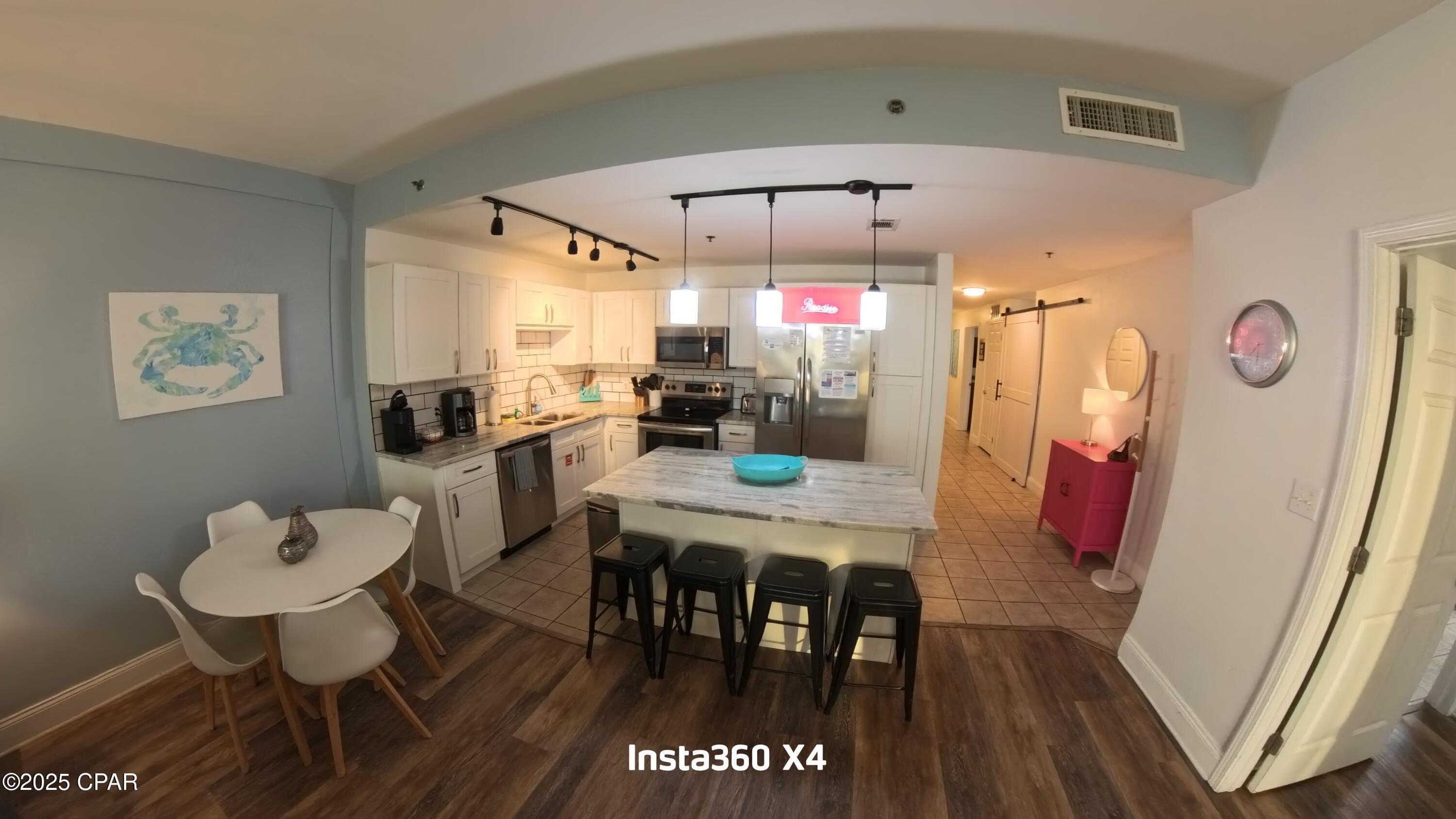 Image 4 For 9860 Thomas Drive 1412