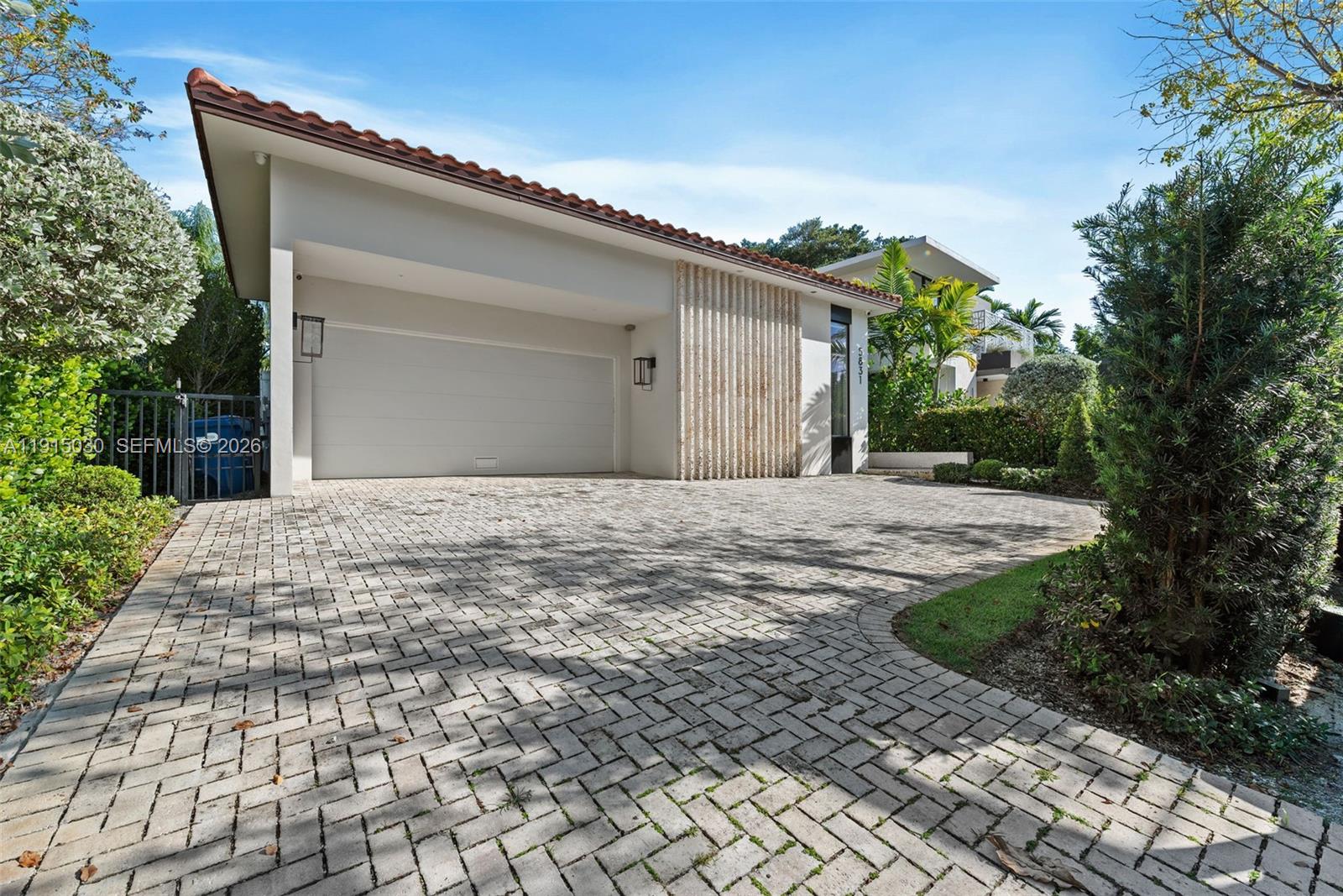 5831 Alton Rd, Miami Beach FL 33140