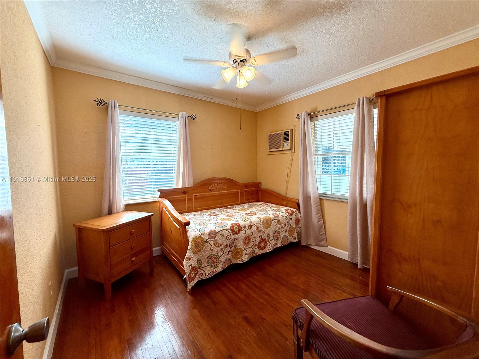 Homes for sale in Hialeah, FL | 174 E 41st St, Hialeah, FL 33013 | MLS# A11916861