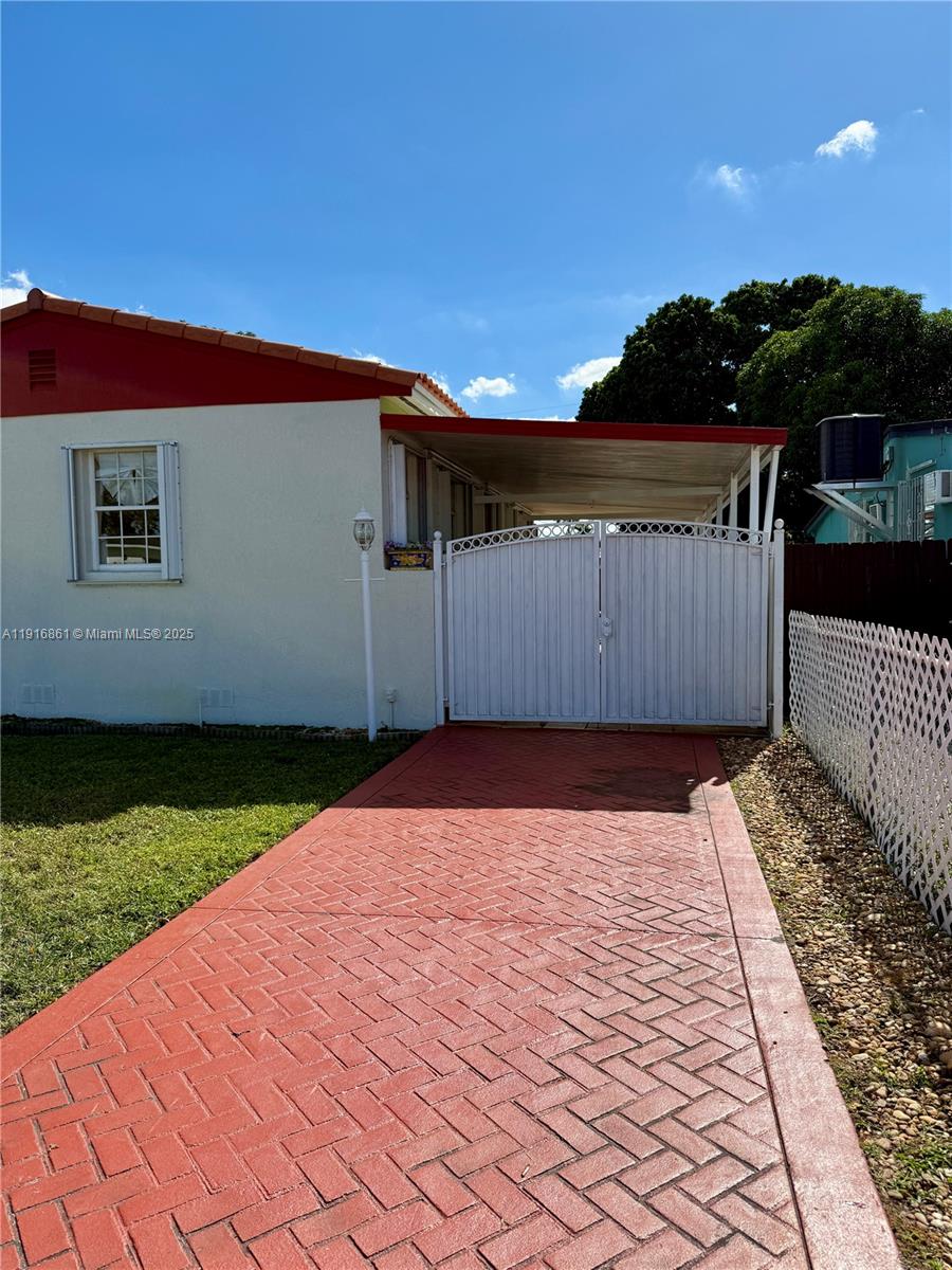 Homes for sale in Hialeah, FL | 174 E 41St St, Hialeah, FL 33013 | MLS# A11916861