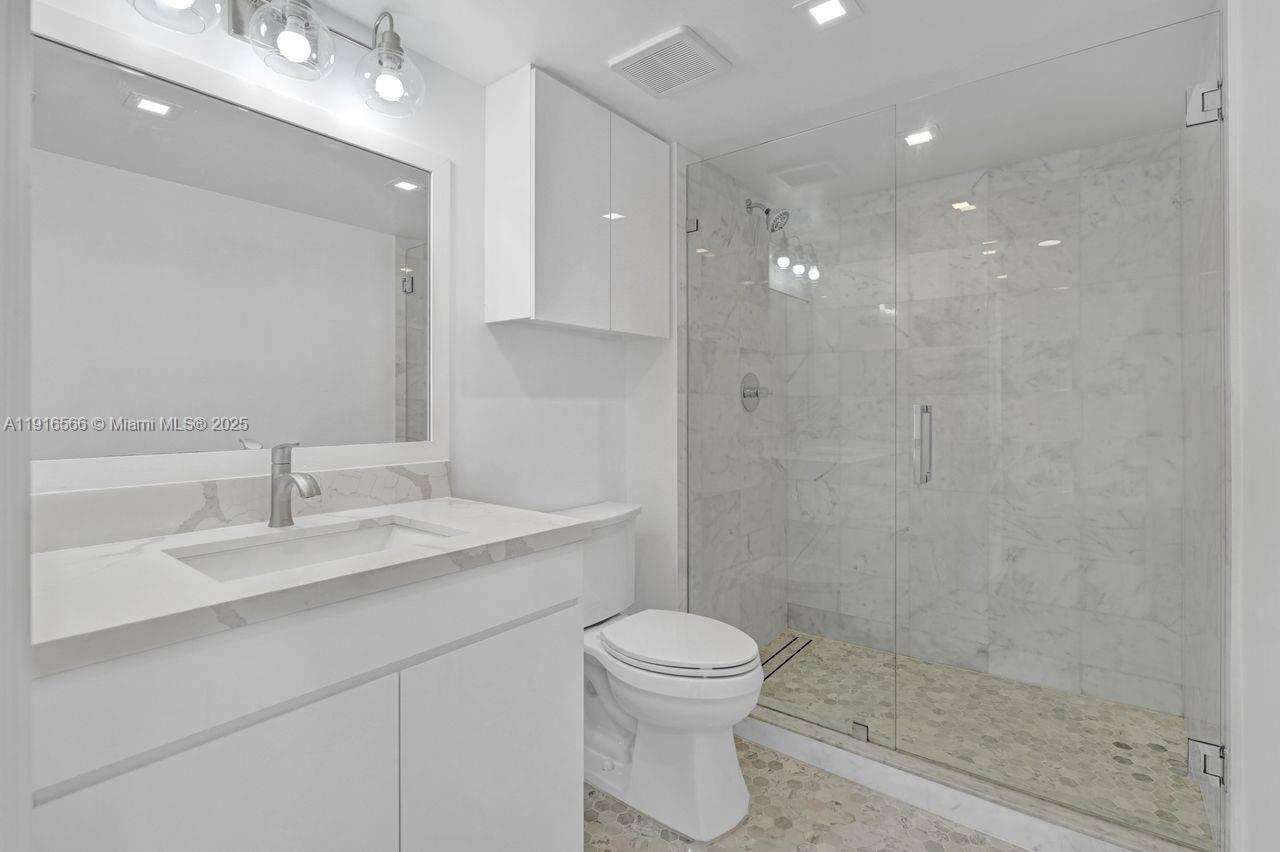 90 Alton Rd #1907, Miami Beach FL 33139