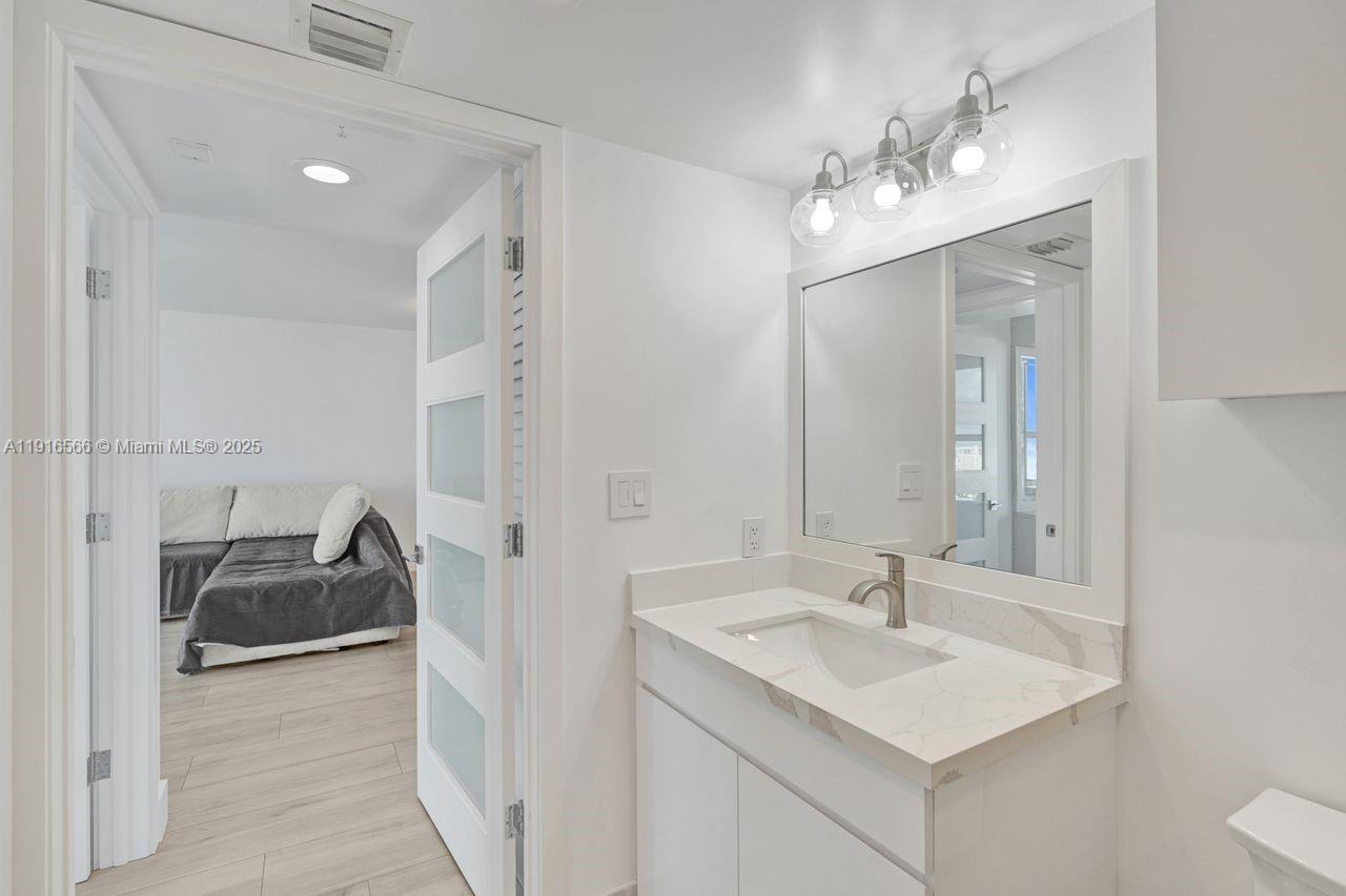 90 Alton Rd #1907, Miami Beach FL 33139