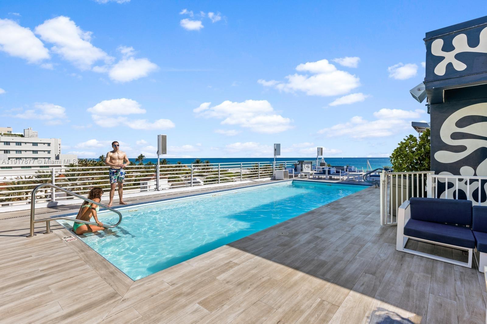 The Strand On Ocean Drive