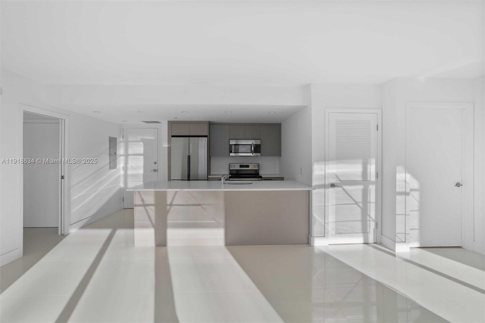 Property photo # 2