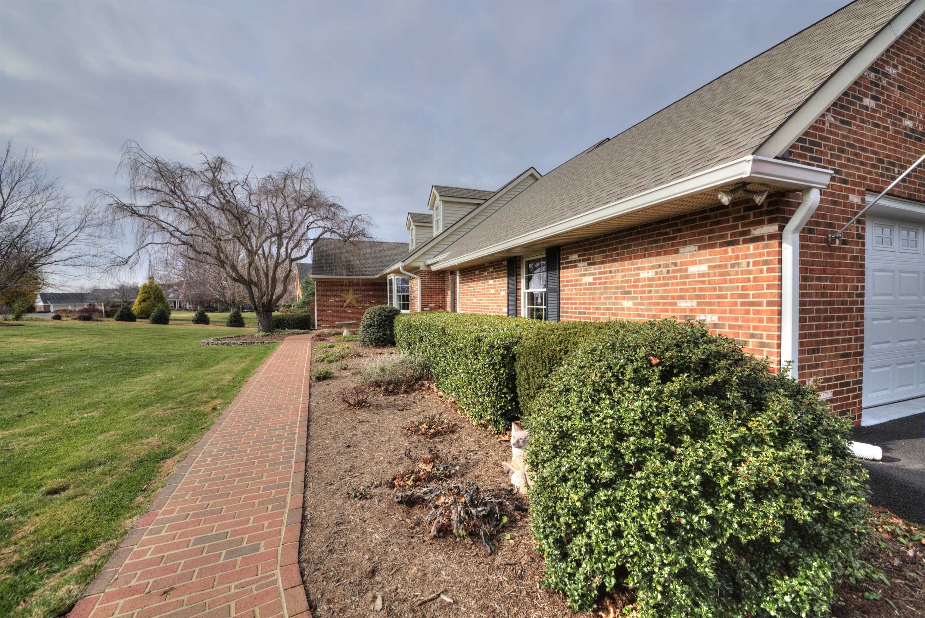 152 Huntington Pl