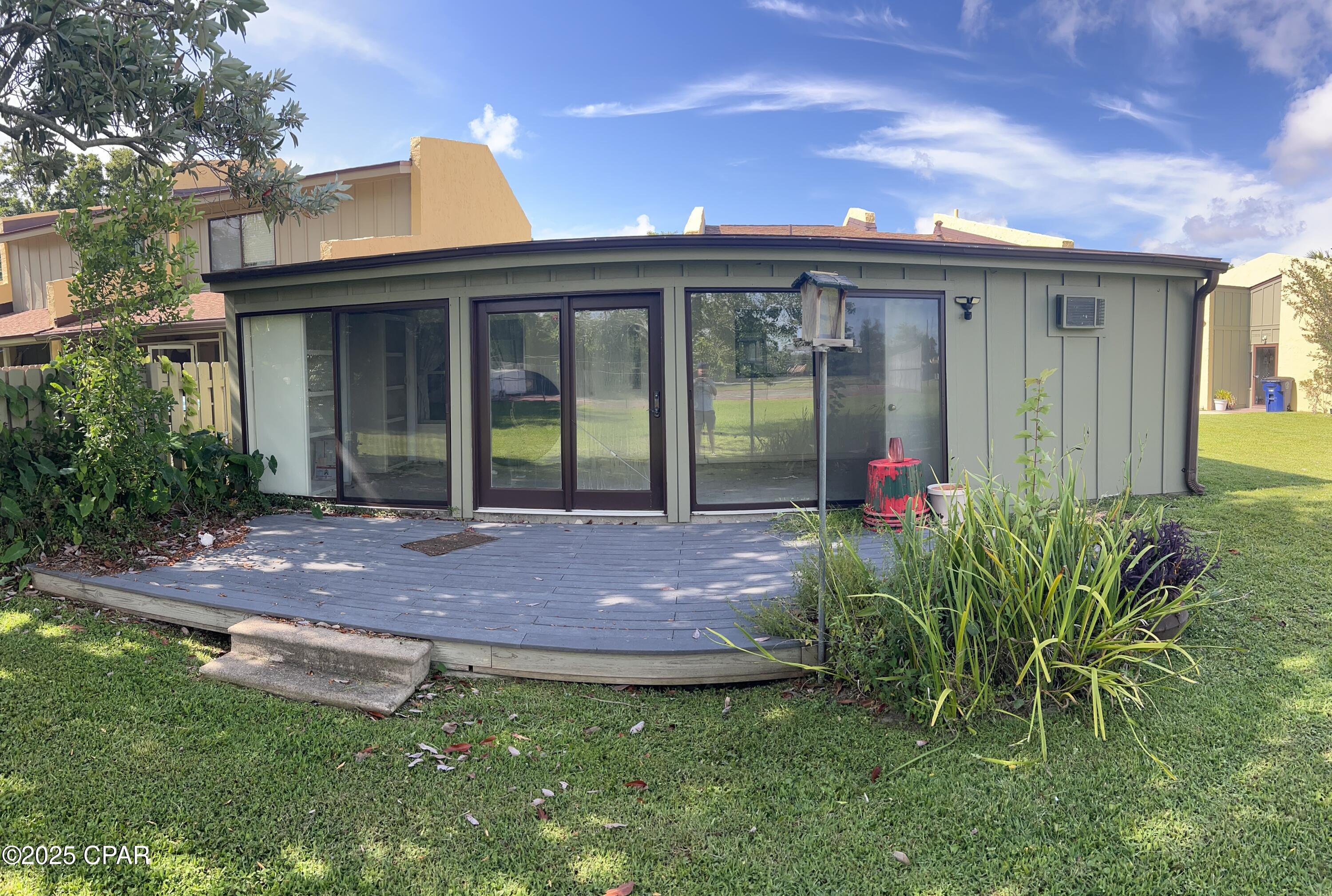 Photo 3 of Sale Pending at 1025 W 19th St #3A, Panama City, FL 32405 | MLS# 782039 | Listing updated on 2026-09-16