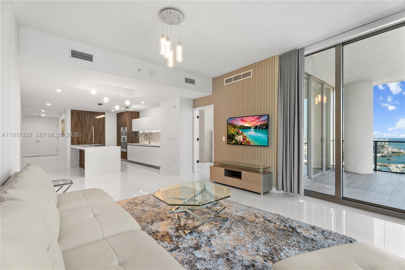 Paramount Miami Worldcent